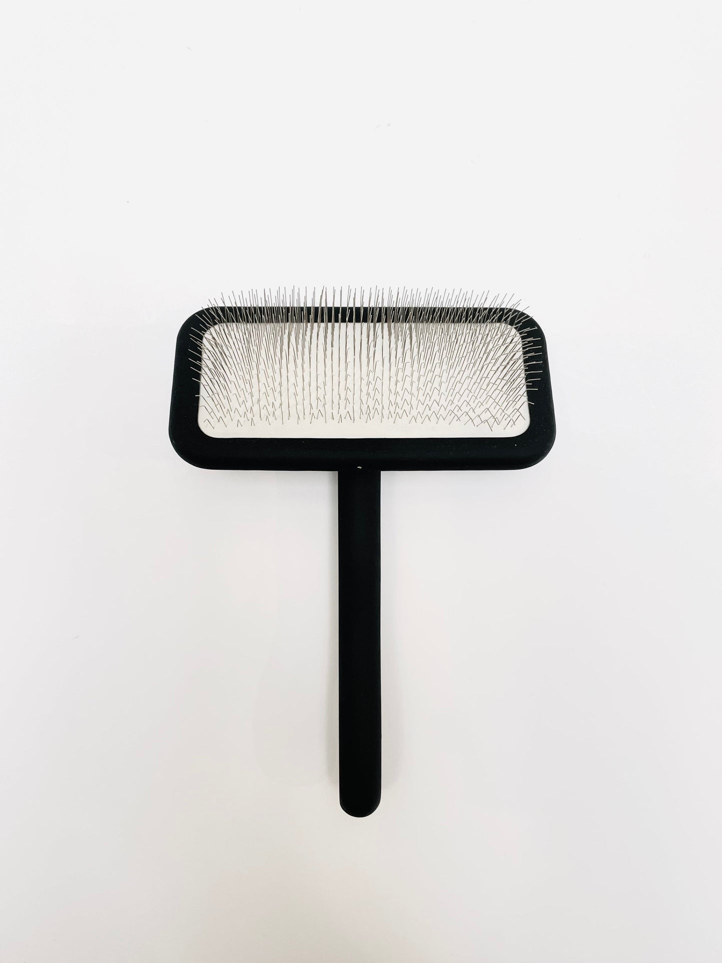 Hiko Ergonomic Slicker Brush ✦